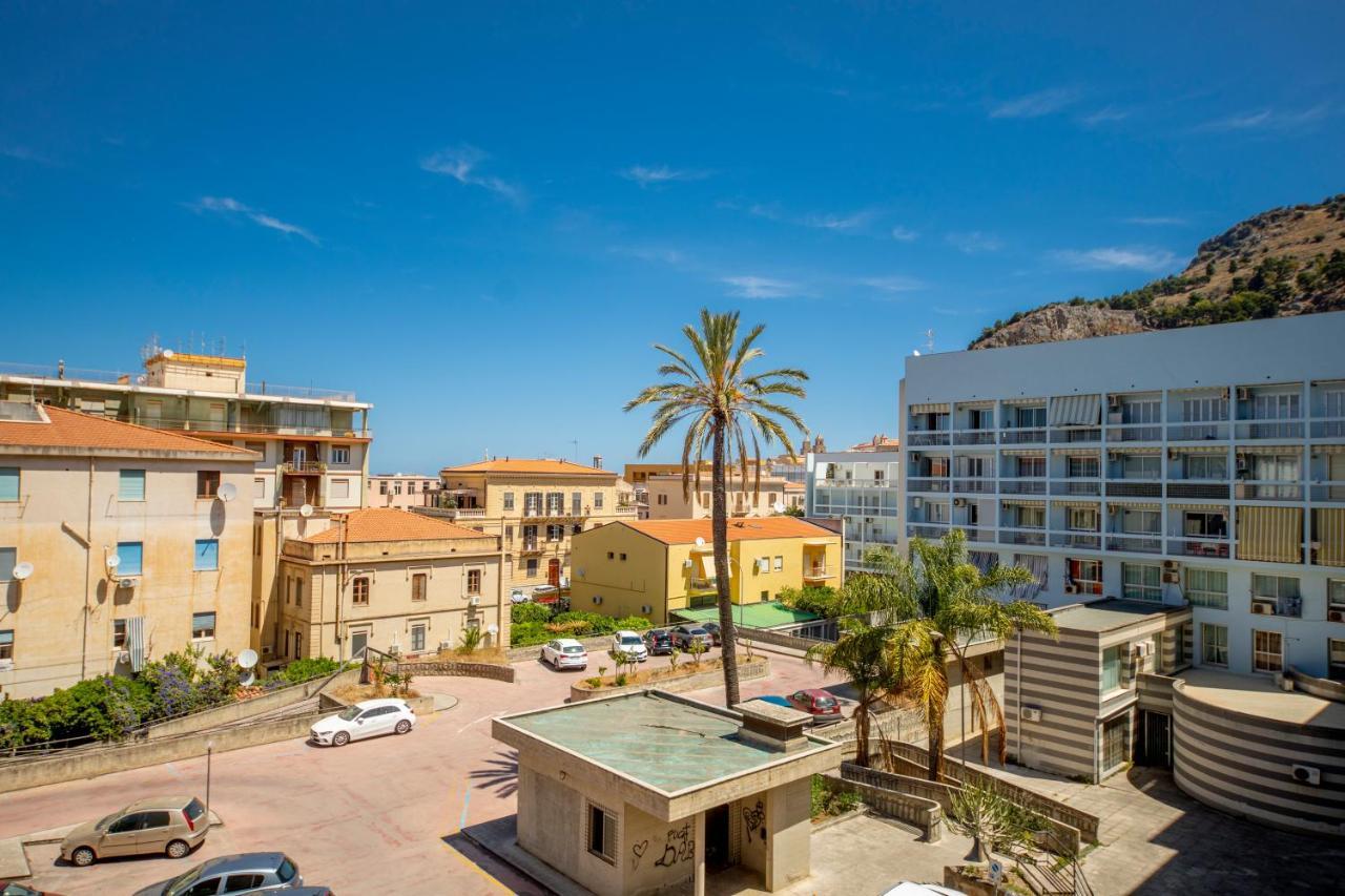 Queen'S House Cefalu Appartamento Vicino Il Mare מראה חיצוני תמונה